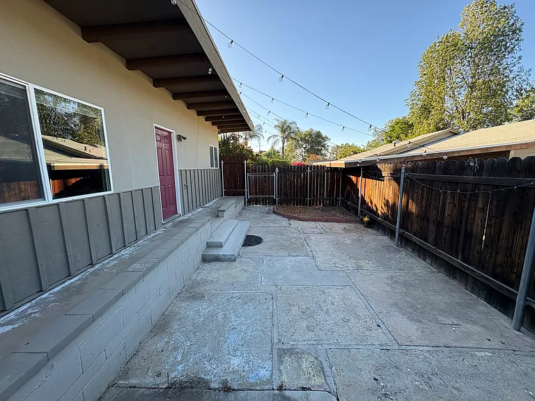 6724 Western Ave — Photo 14