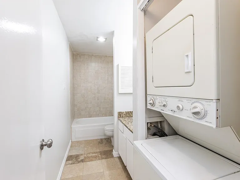 10047 Westpark Dr #49 — Photo 18