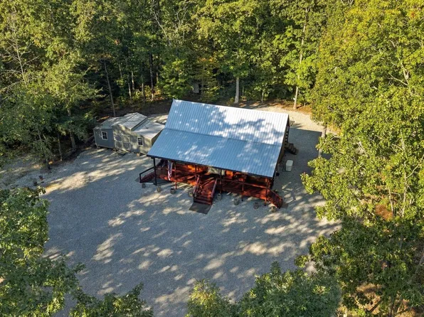 6095 Old Highway 13, Hurricane Mills, TN 37078