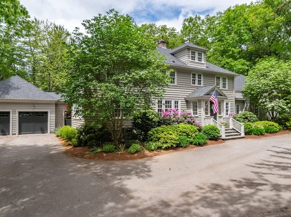 617 South St, Needham, MA 02492