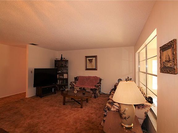 2nd image of 200 Crestview Dr