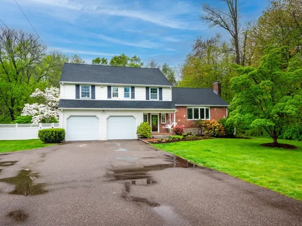 732 Salem End Rd, Framingham, MA 01702