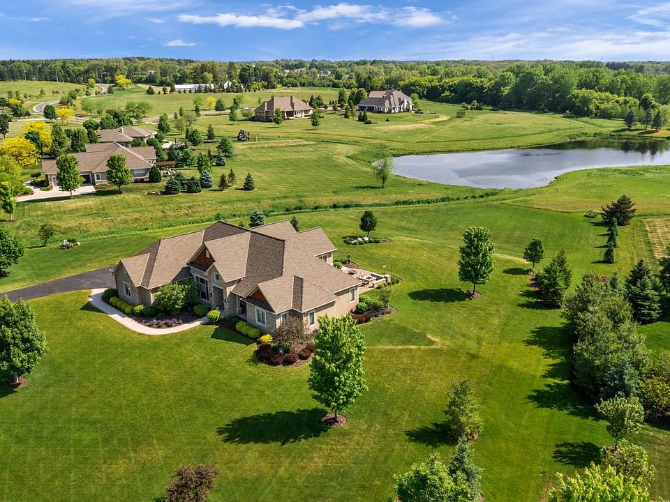 1st image of 12526 North Hawks Glen COURT