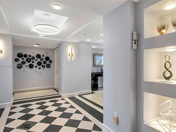 2nd image of 19111 SE Collins Ave #806