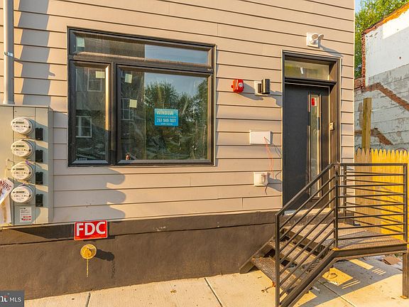 3rd image of 2120 W Master St Floor 3