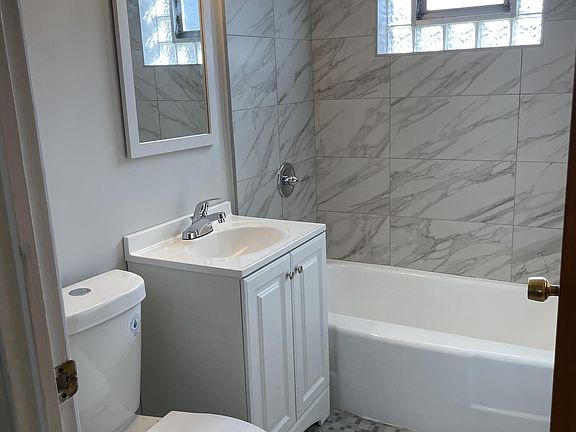 5th image of 2901 S Harlem Ave APT 8