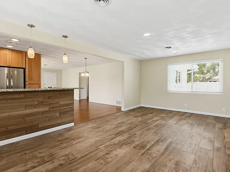 124 Atwood Ln — Photo 23