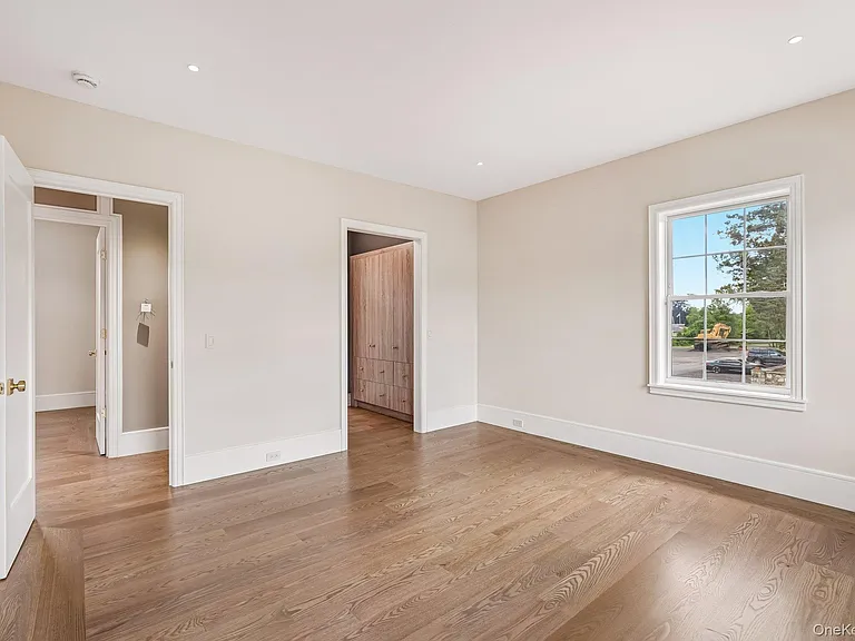 1707 Marie Ln — Photo 32