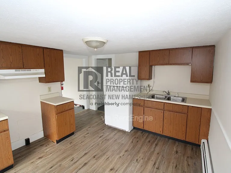 136 Front St #3 — Photo 6