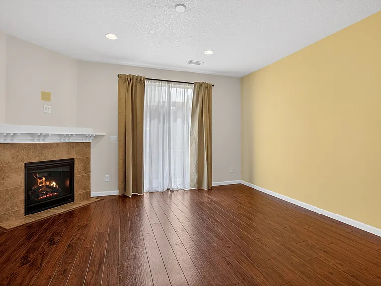 10988 SW Sage Ter — Photo 3