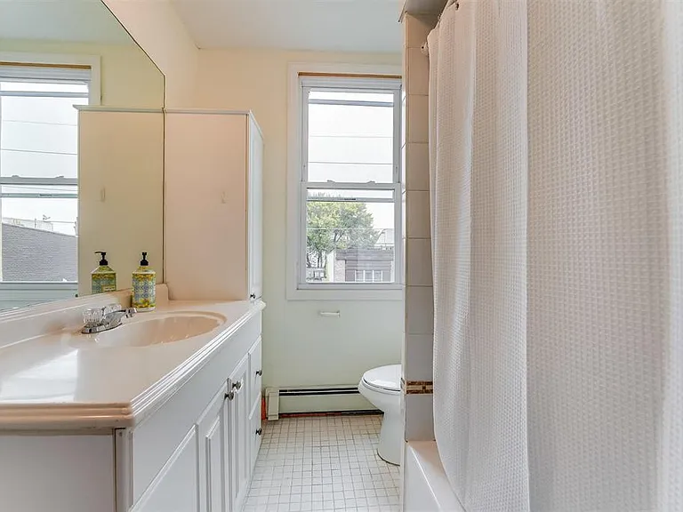 107 Madison St — Photo 12