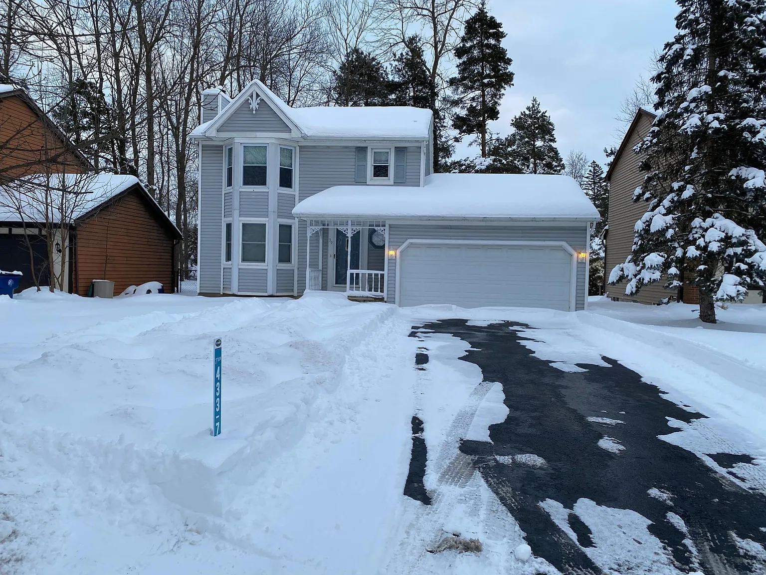 3 bed, 1.5 bath, 1368 sqft, $2,575 — Photo 2