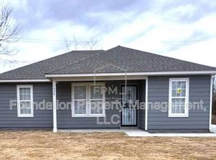 5006 Gill Rd, Memphis, TN 38109