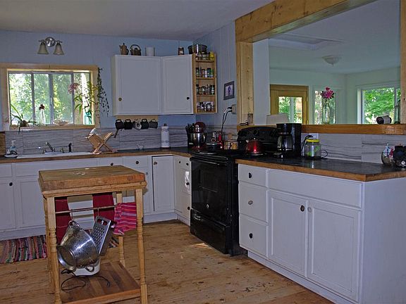 4th image of 3817 Evergreen Ln