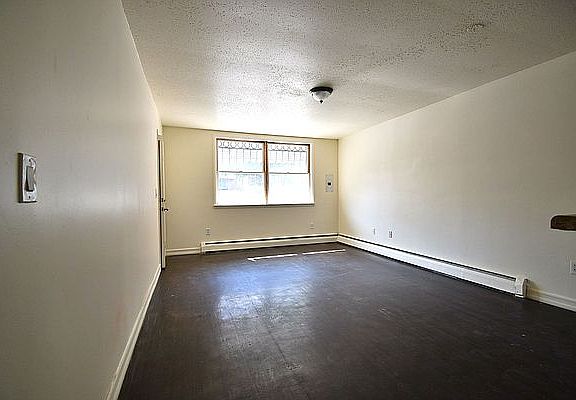3rd image of 485 E 140th St #1