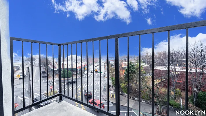 Rented by Nooklyn NYC LLC | media 13