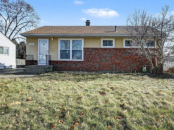 2nd image of 4216 Maplegrove Dr