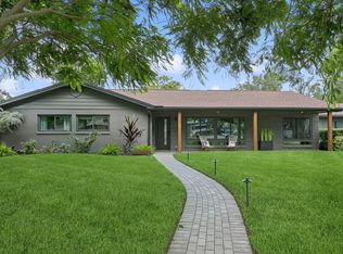 3390 Maple St NE, Saint Petersburg, FL 33704