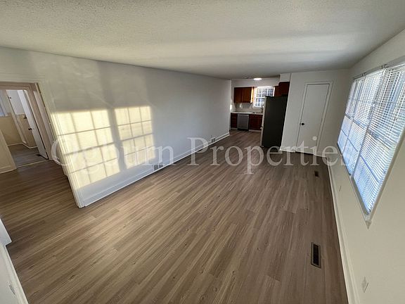 3rd image of 117 Caroline Ct #A