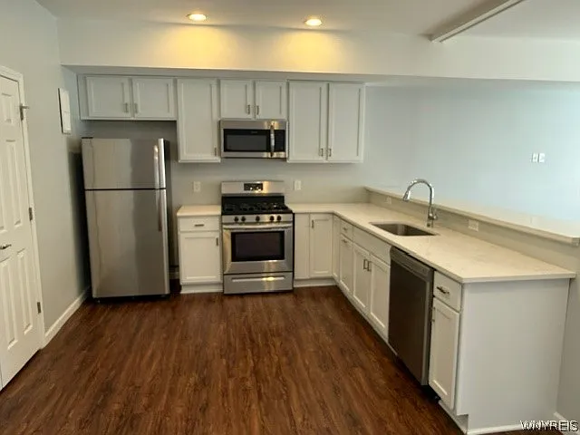 46 Roger Chaffee Dr #3 — Photo 9