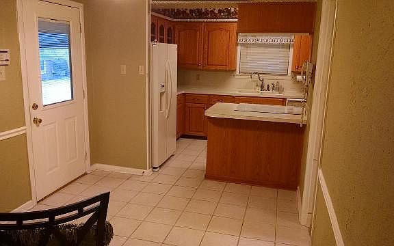 2nd image of 4412 Somers Ave