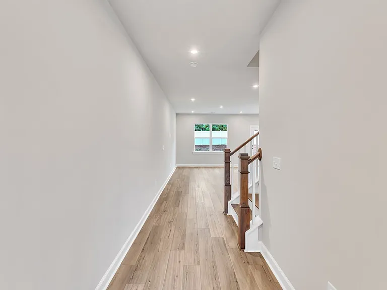 804 Montague Ave — Photo 6