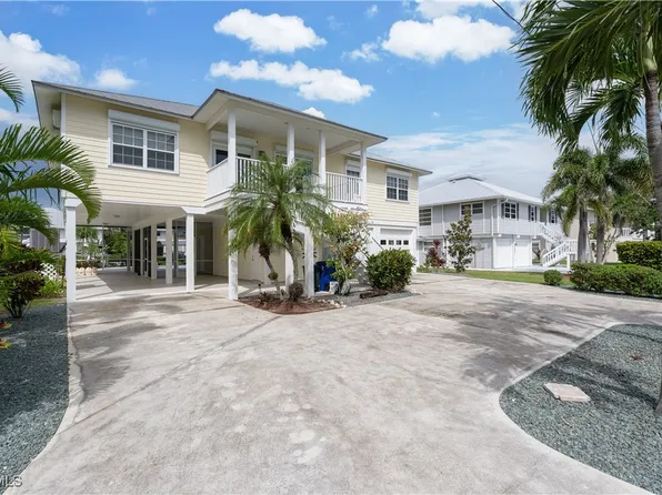 16295 Boyce Dr, Bokeelia, FL 33922