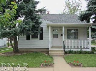 1020 E Jackson St, Bloomington, IL 61701