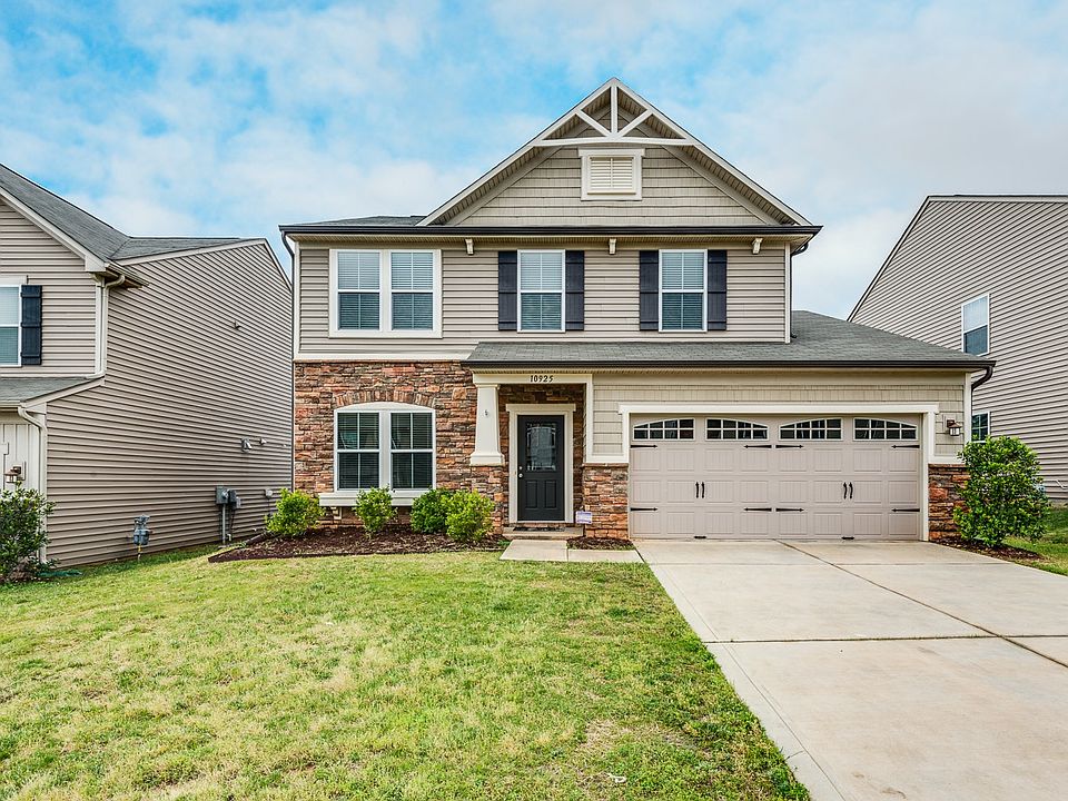 1st image of 10925 Tailwater St