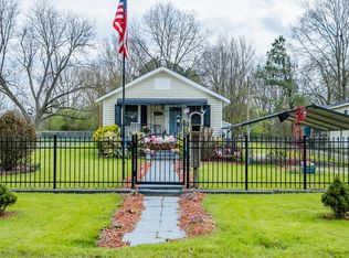 1318 Carolina Ave, Roanoke Rapids, NC 27870