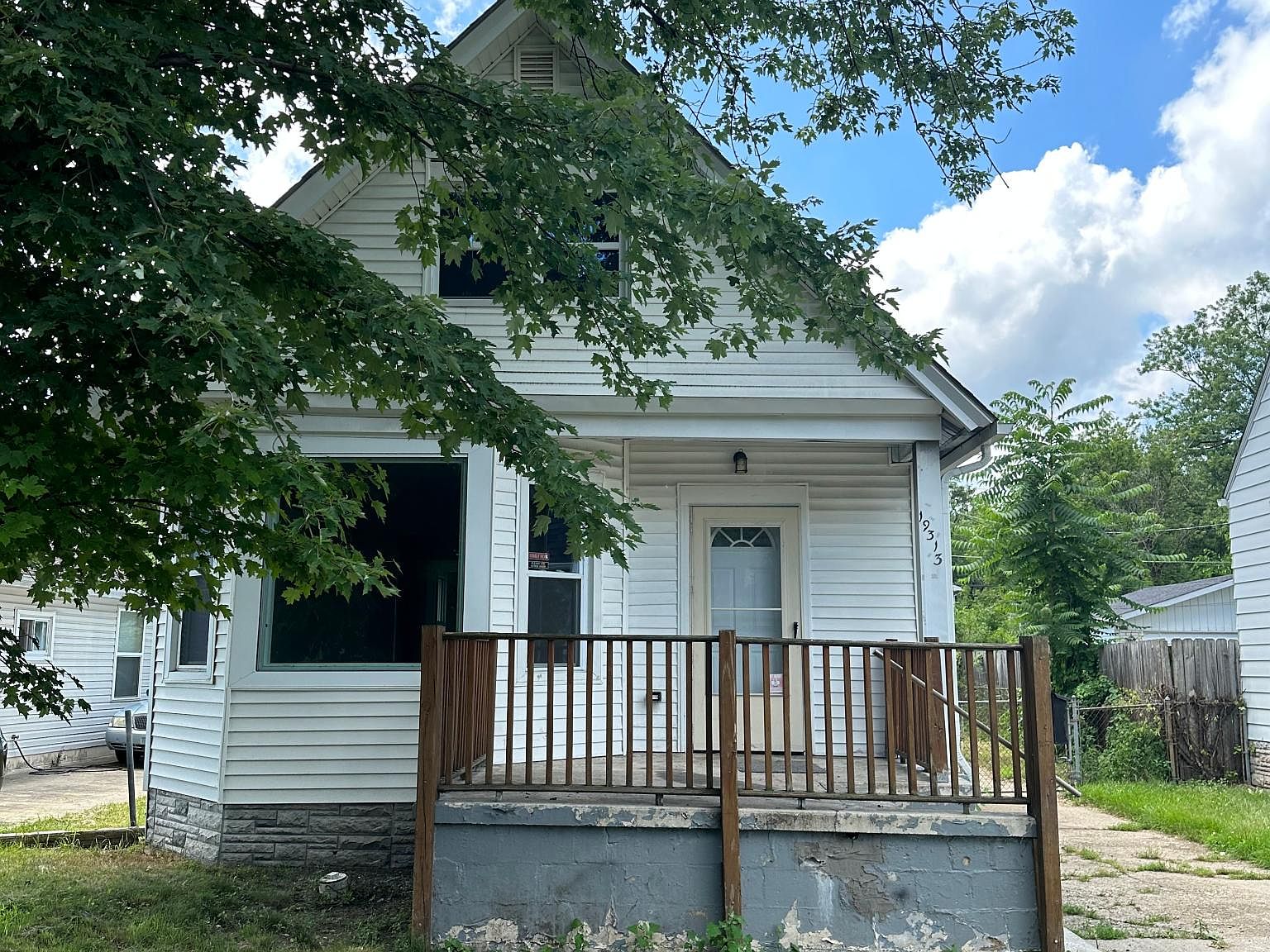 19313 Centralia, Redford, MI 48240 Zillow