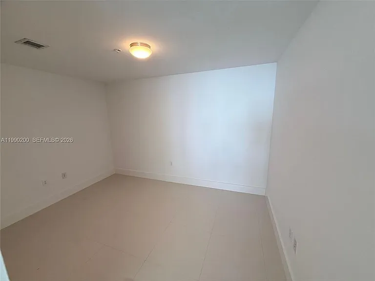 244 Biscayne Blvd #3803 — Photo 8