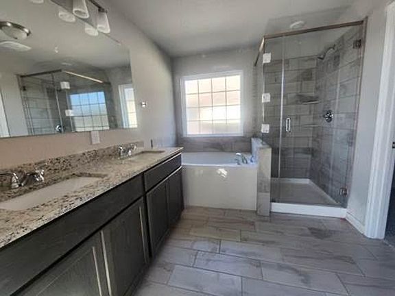 5th image of 9411 Glynhill Ct