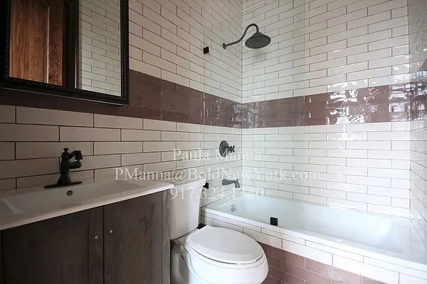 Rented by Bold New York | media 41