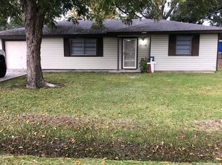 3104 Central Blvd, Nederland, TX 77627