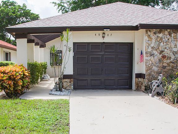 3rd image of 4907 Boxwood Cir #4907