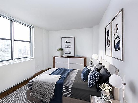 4th image of 45 W 60th St APT 35J