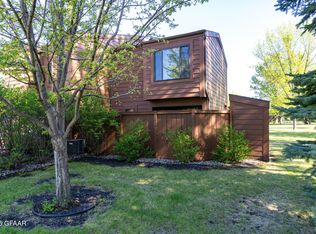 3802 Cherry St APT K44, Grand Forks, ND 58201