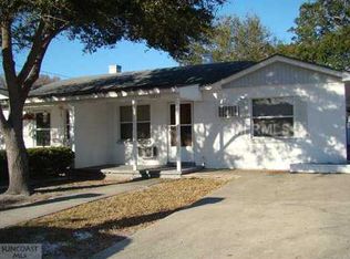 10825 Navajo Dr, St Petersburg, FL 33708