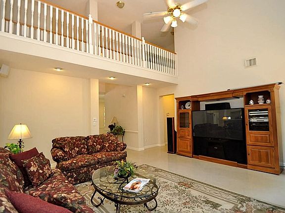 3rd image of 1406 Meadow Hill Dr