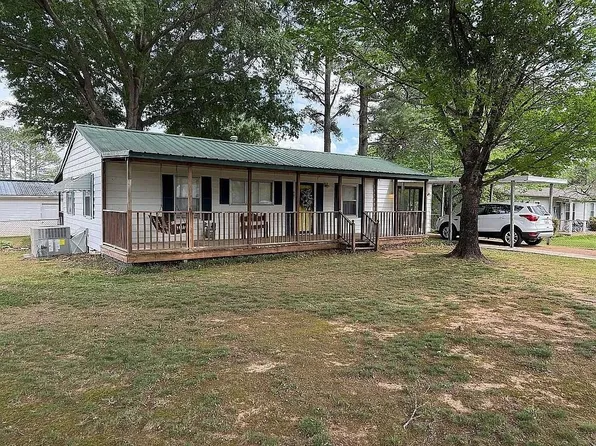 401 Glendale Ave, Muscle Shoals, AL 35661