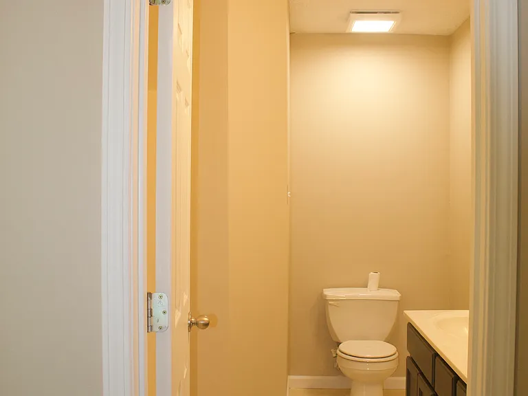 336 Creekview Ln — Photo 25