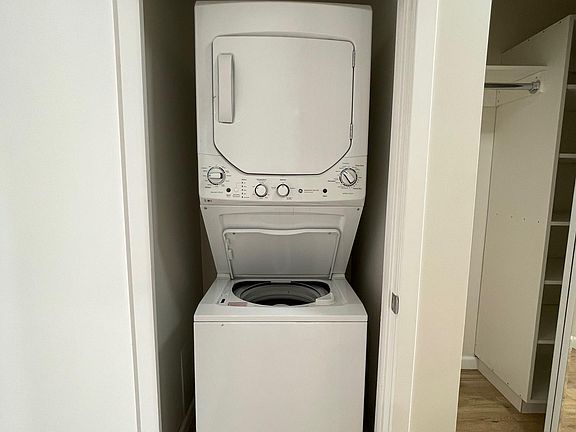 5th image of 11520 Wyoming Ave #4