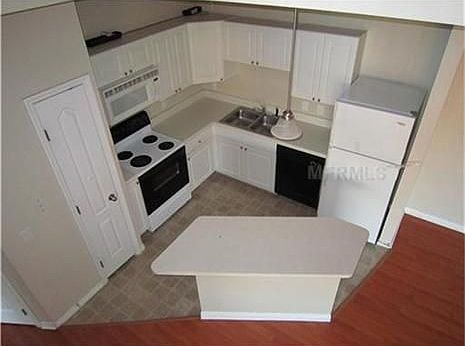 5th image of 1409 Villa Capri Cir APT 302