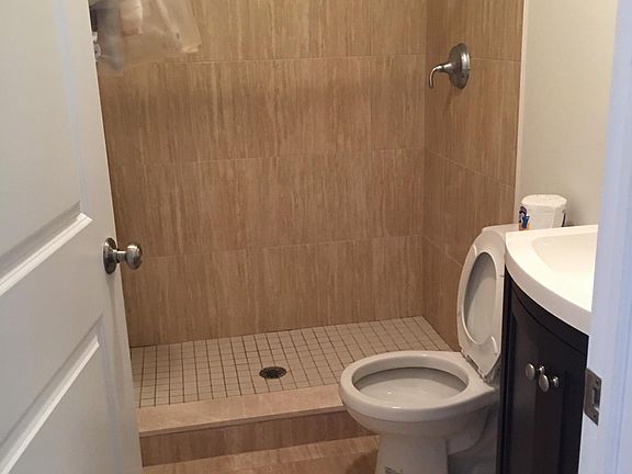 3rd image of 208 Roman Ave #1
