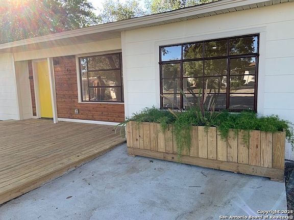 2nd image of 342 BASSWOOD DR