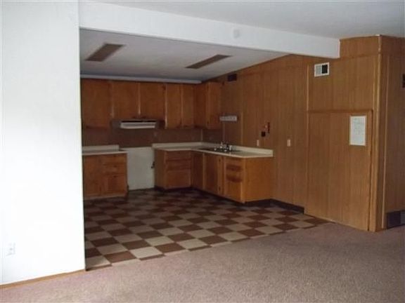 2nd image of 1549 Lockwood Dr