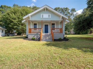 103 Davis St, Laurens, SC 29360