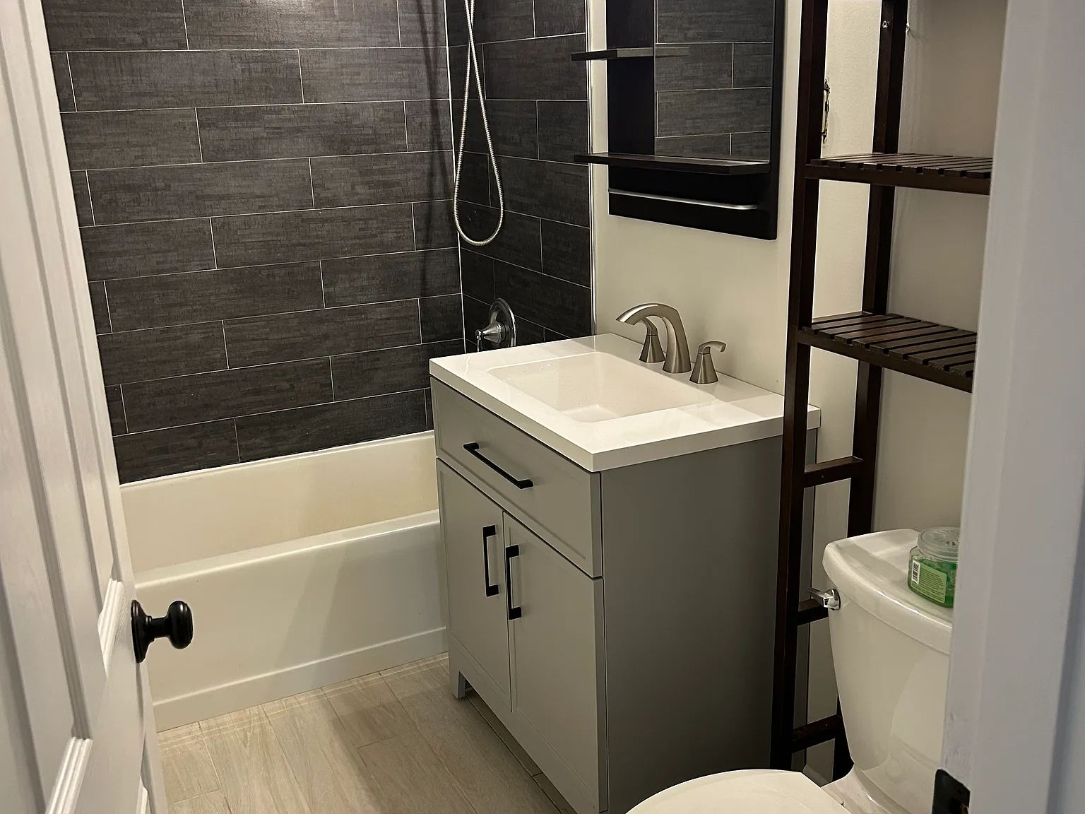 2 bed, 926 sqft, $2,500 — Photo 3