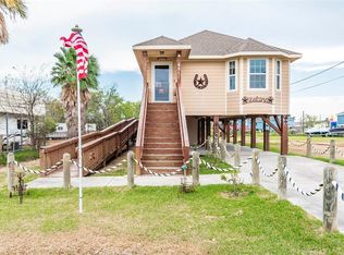 4511 Swan St, Hitchcock, TX 77563